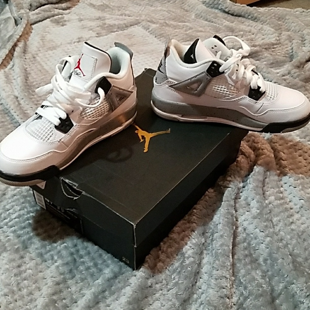 Retro 4 - image 2